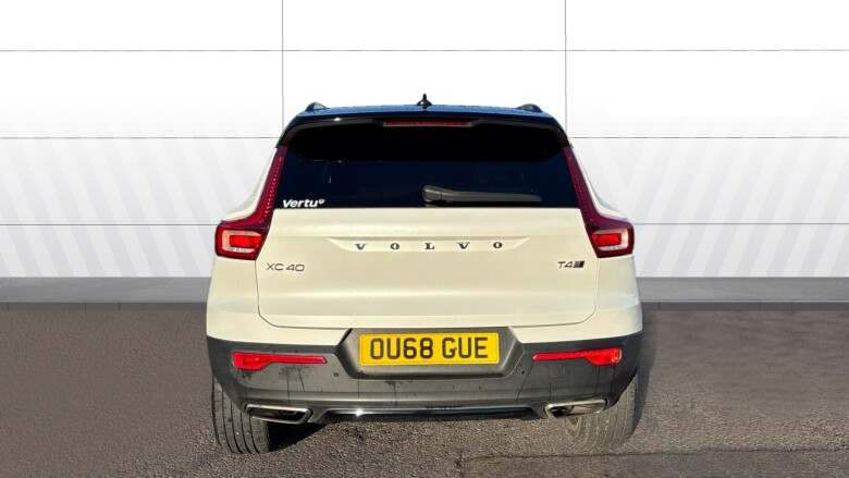 Volvo Xc40 2.0 T4 R DESIGN Pro 5dr AWD Geartronic Petrol Estate